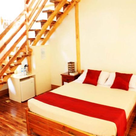 Palo Alto Bed & Breakfast Puerto Princesa Kamer foto