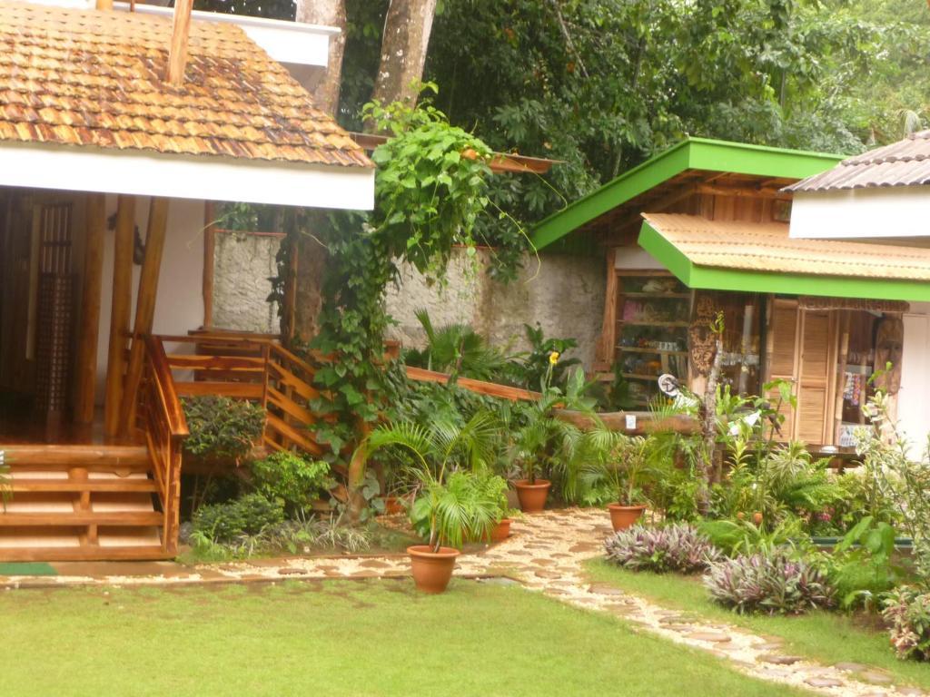 Palo Alto Bed & Breakfast Puerto Princesa Buitenkant foto