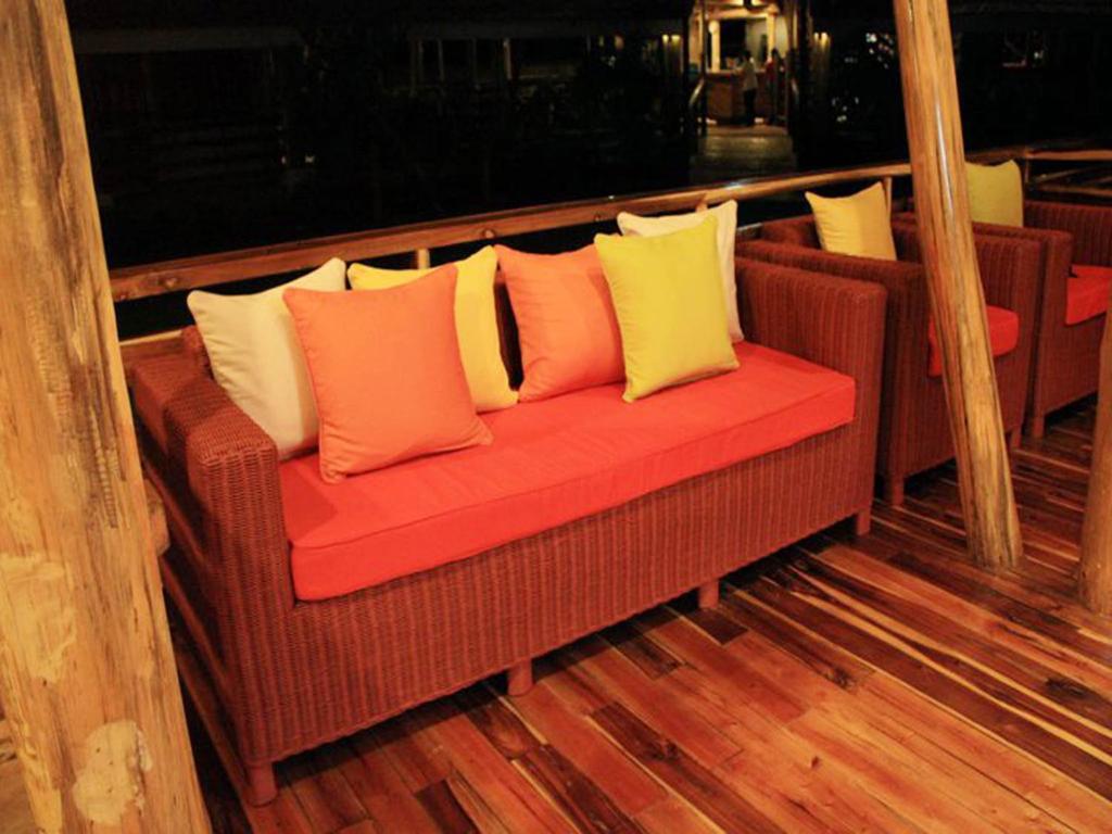 Palo Alto Bed & Breakfast Puerto Princesa Buitenkant foto
