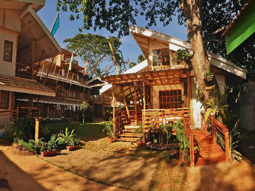 Palo Alto Bed & Breakfast Puerto Princesa Buitenkant foto